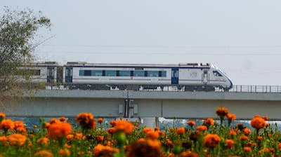 Historic Medical First: Donor Heart Transported 250 km via High-Speed Vande Bharat Express